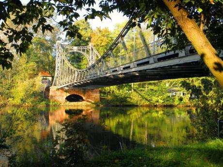 Die Peißnitzbrücke in Halle an der Saale - Wolfgang Bergter - Array auf Array - Array - Die Peißnitzbrücke in Halle an der Saale - Wolfgang Bergter - Array auf Array - Array -