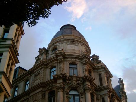 Sommerabend am Universitätsring in Halle / Saale - Wolfgang Bergter - Array auf Array - Array - Sommerabend am Universitätsring in Halle / Saale - Wolfgang Bergter - Array auf Array - Array -