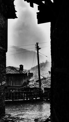 Kovatchevitsa 2 - Stephan Trauner - Array auf - Array - Kovatchevitsa 2 - Stephan Trauner - Array auf - Array -