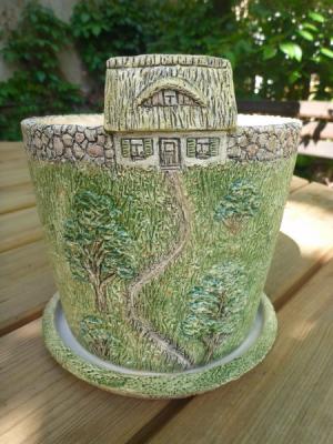 Blumentopf mit Haus - Anna Kirsche - Array auf - Array - Blumentopf mit Haus - Anna Kirsche - Array auf - Array -